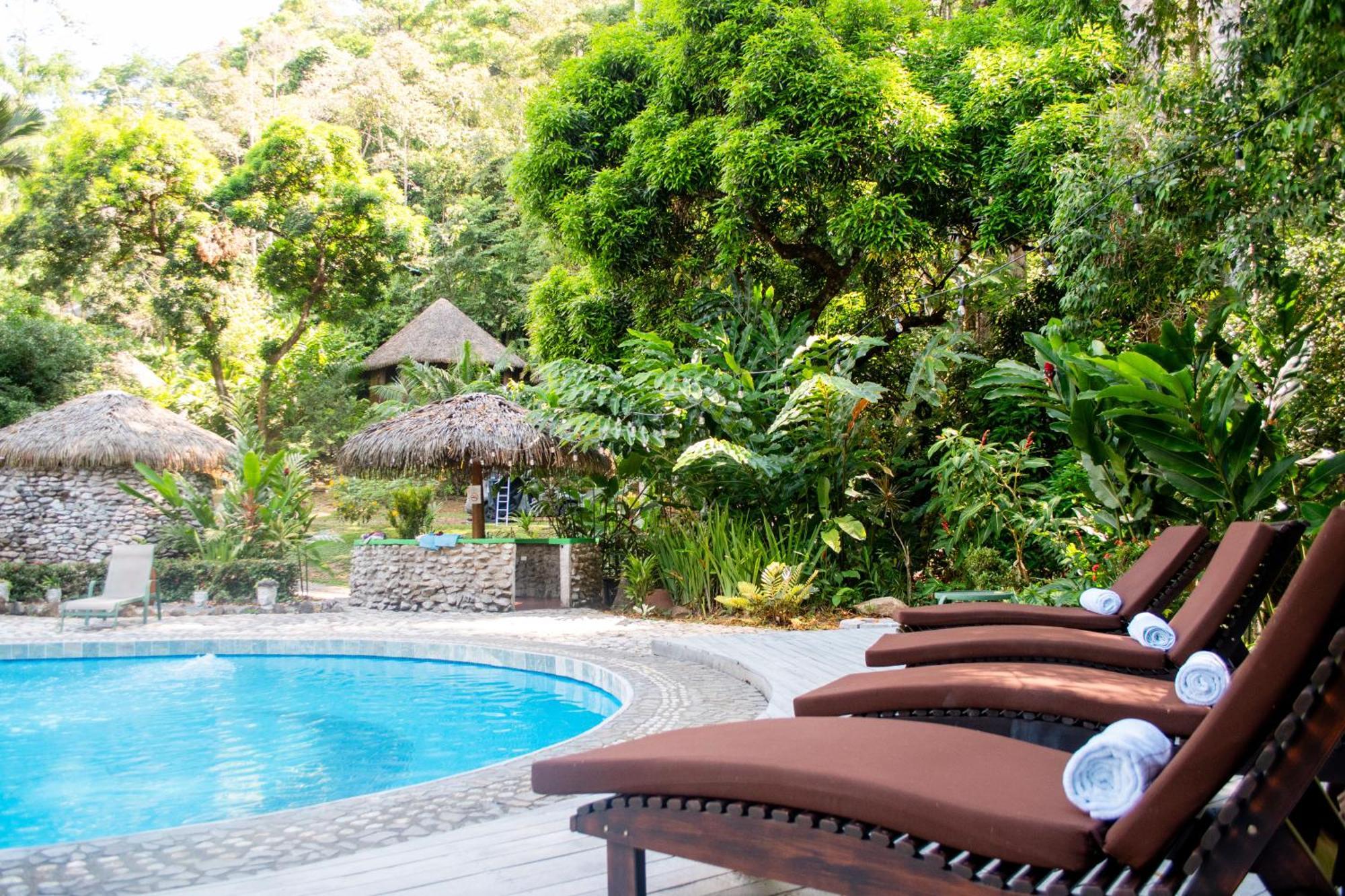 Luna Lodge Carate Экстерьер фото