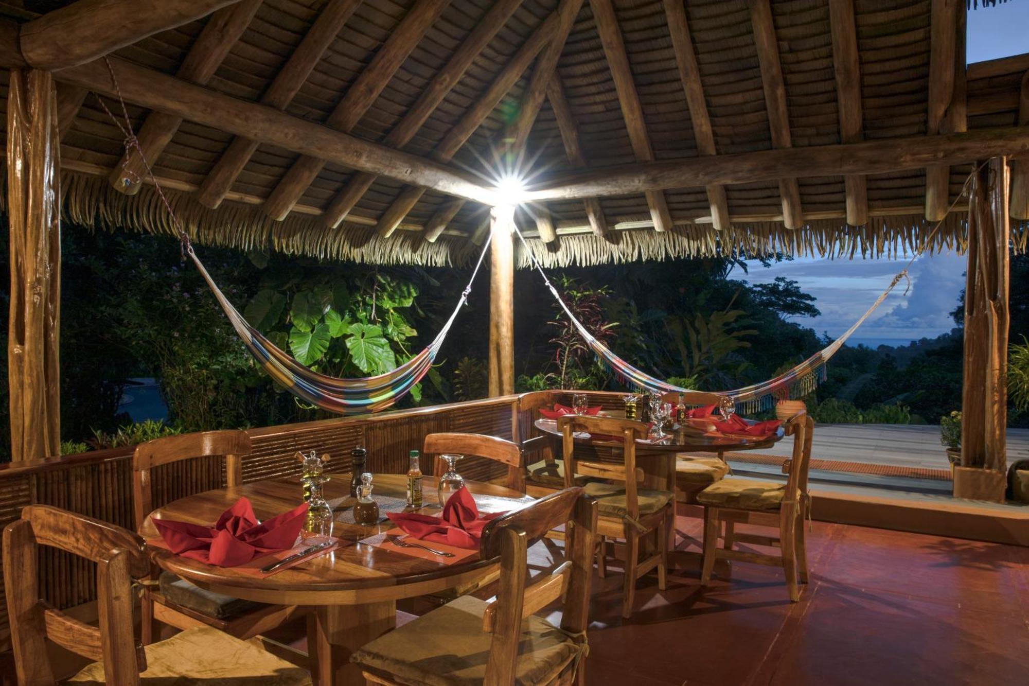 Luna Lodge Carate Экстерьер фото