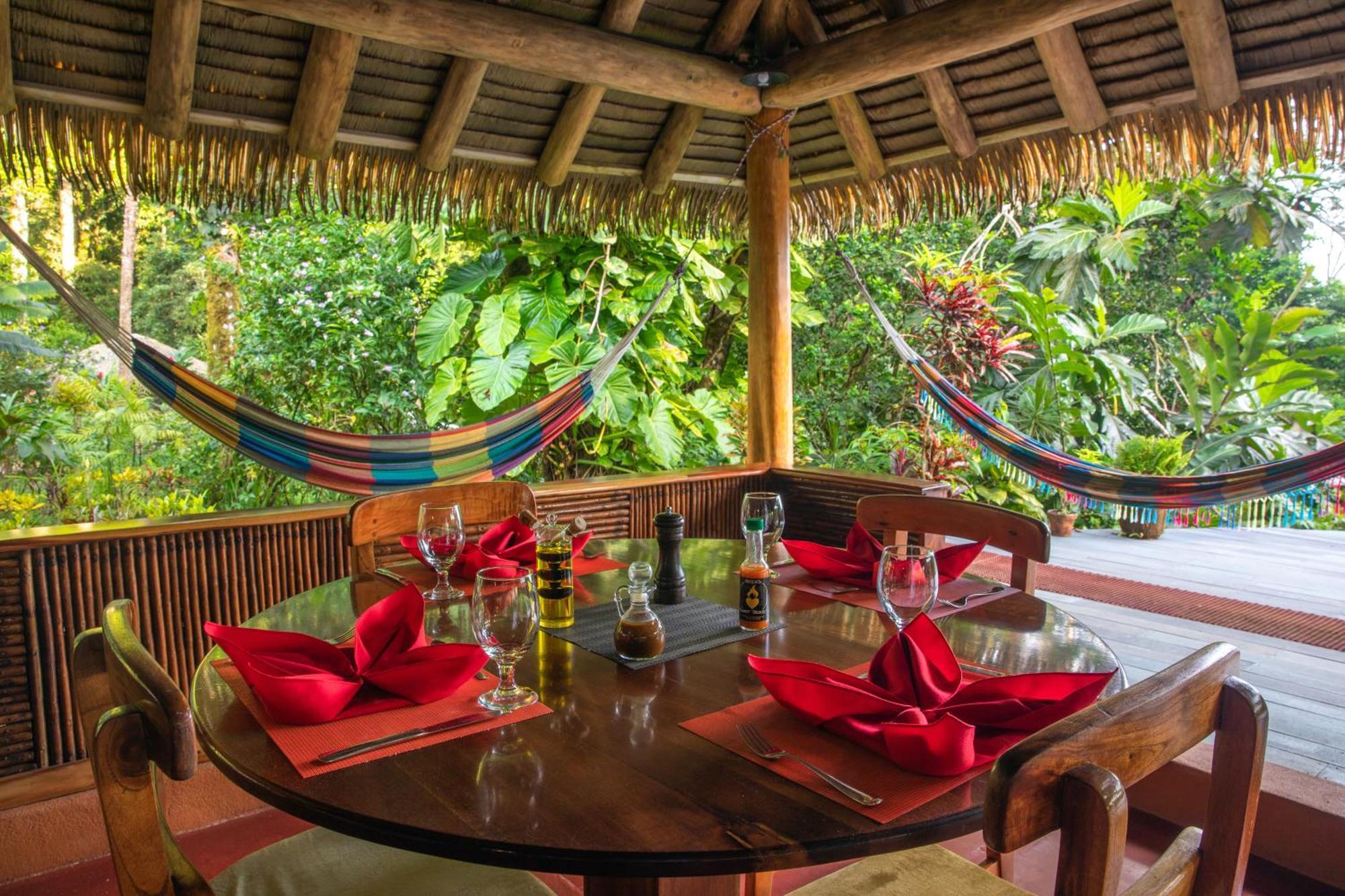 Luna Lodge Carate Экстерьер фото