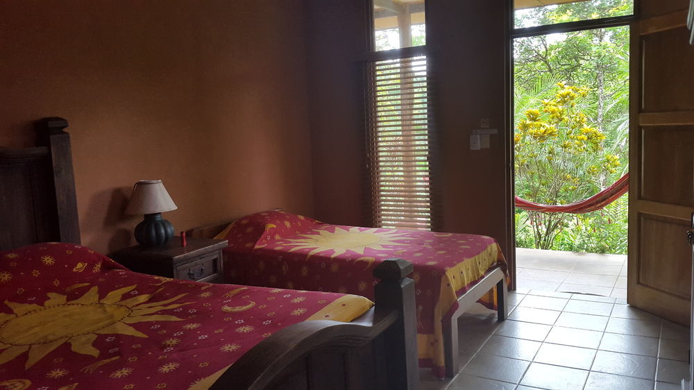Luna Lodge Carate Экстерьер фото
